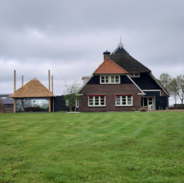 Hooimijt als aanbouw